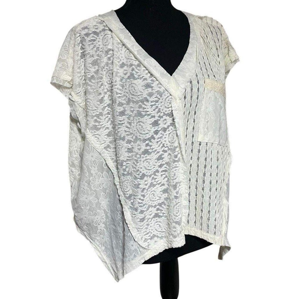 Bohemela Shades of White V Neck High Low Lace Top N0526